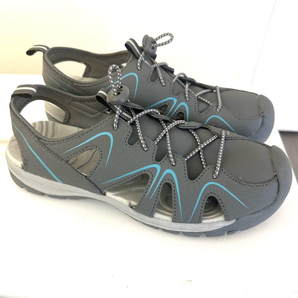 Athletic Works Womens Easy On Off Bungee Laced Rugged Outdoor Sneaker Size 9